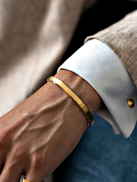 gold cuff bracelet cartier|cartier men' s cuff bracelet.